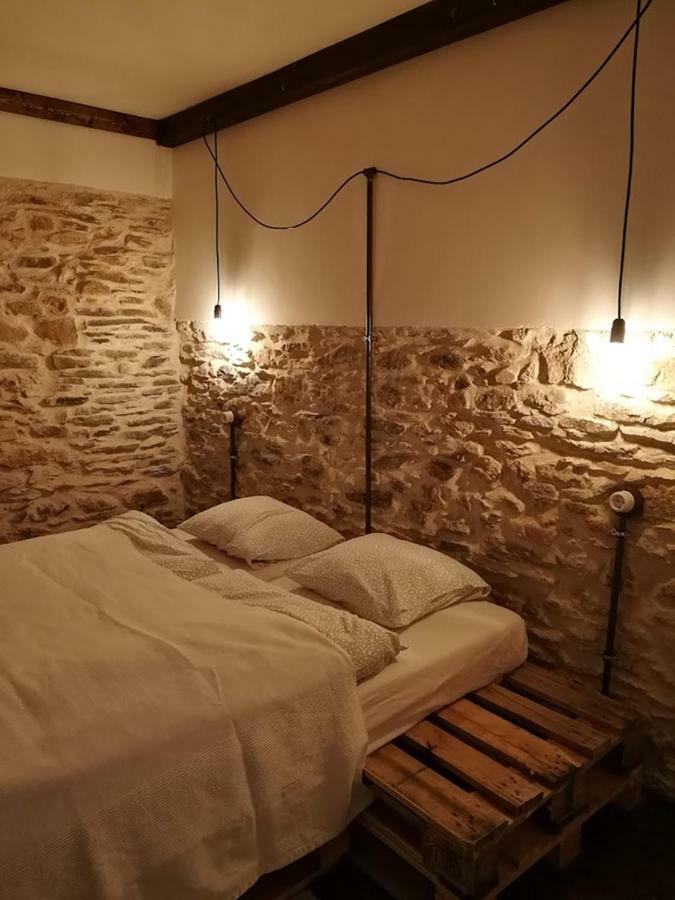 Statek "Two Brooms", Apartment Mírkovice المظهر الخارجي الصورة